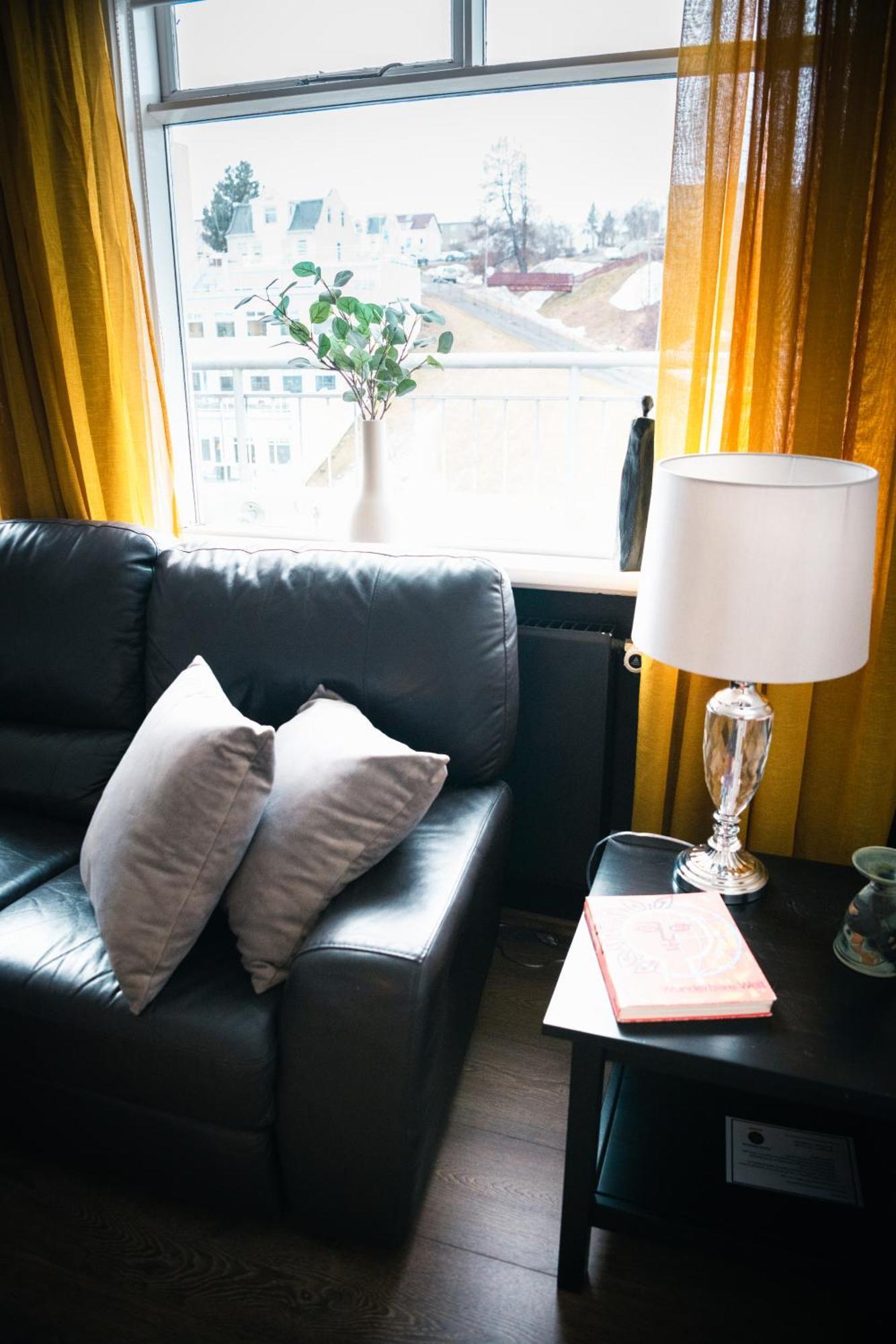 Apotek Guesthouse Akureyri Bagian luar foto