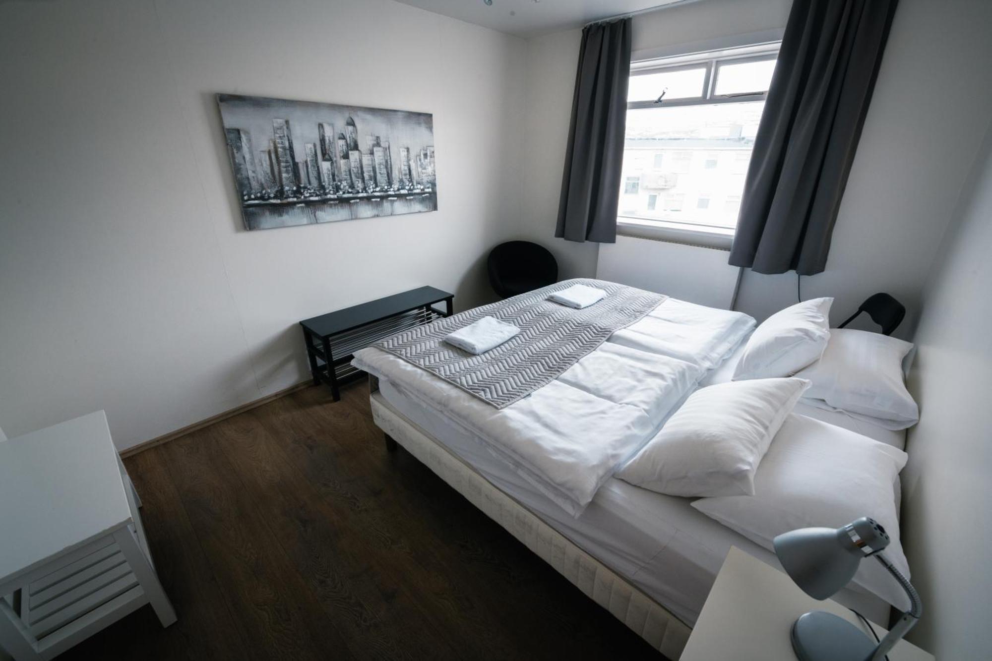Apotek Guesthouse Akureyri Bagian luar foto