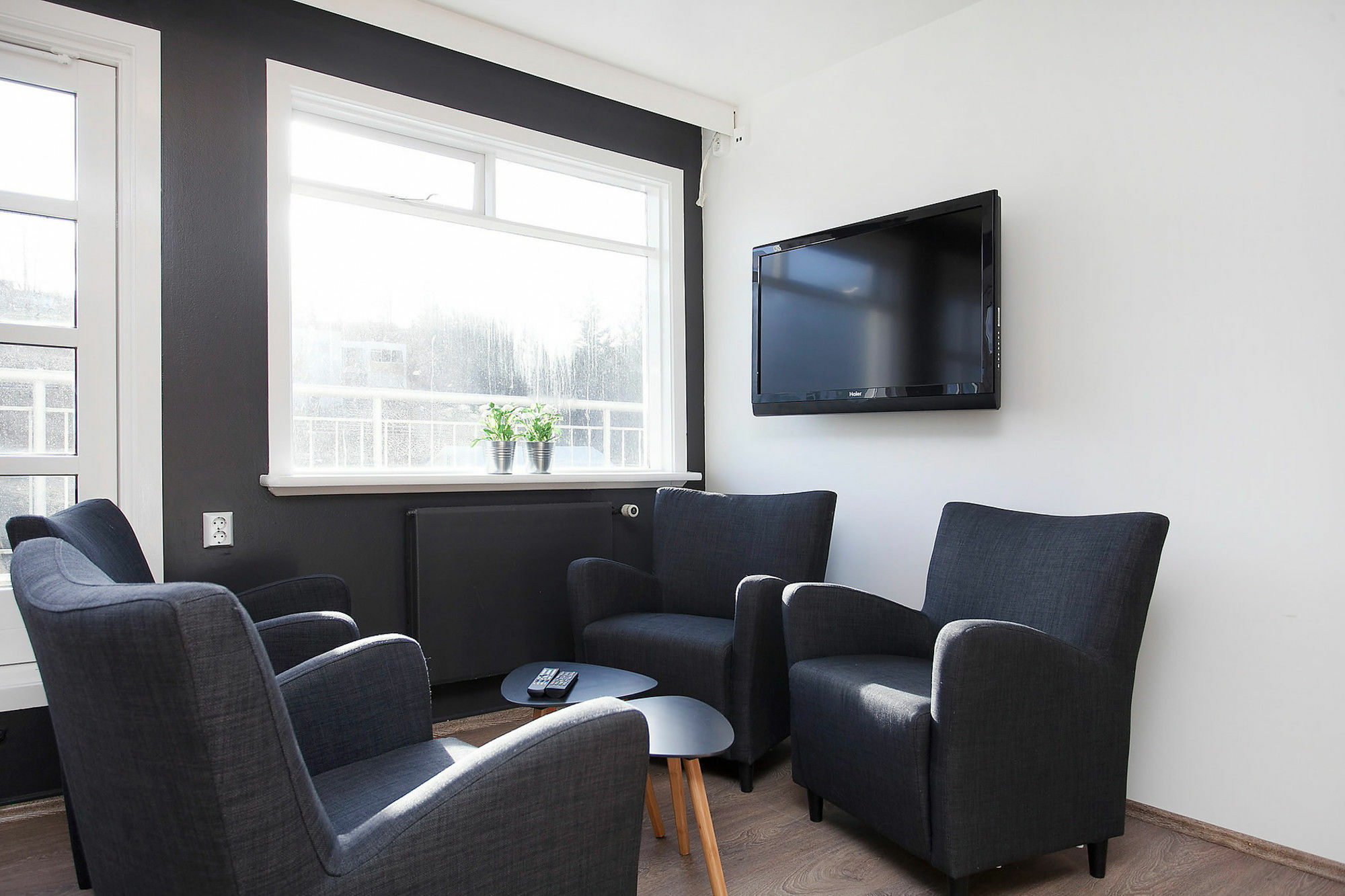 Apotek Guesthouse Akureyri Bagian luar foto