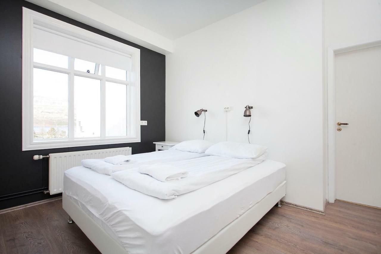 Apotek Guesthouse Akureyri Bagian luar foto