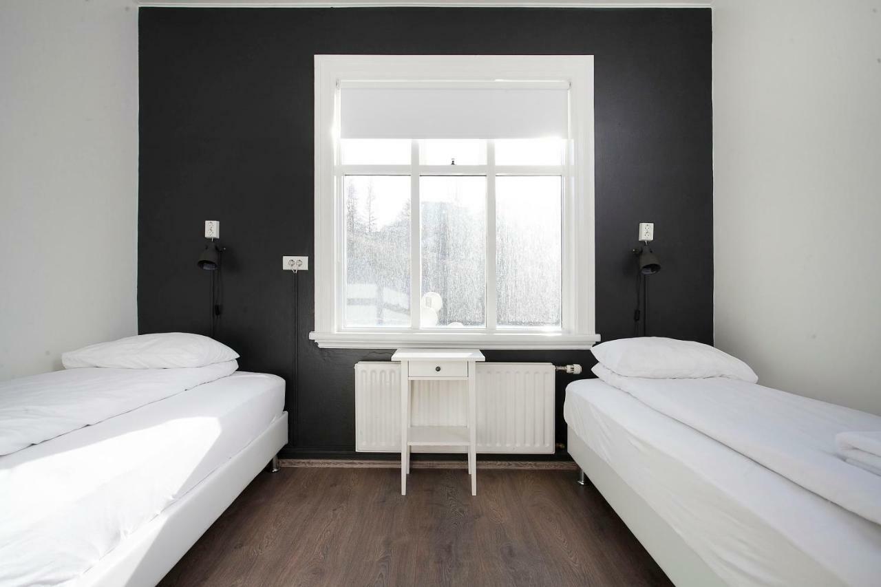 Apotek Guesthouse Akureyri Bagian luar foto